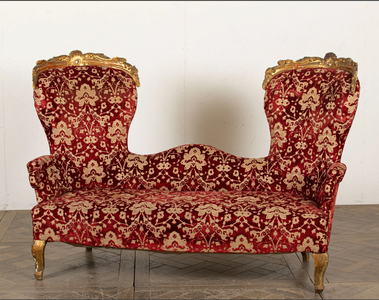 Baroque "loveseat" bench