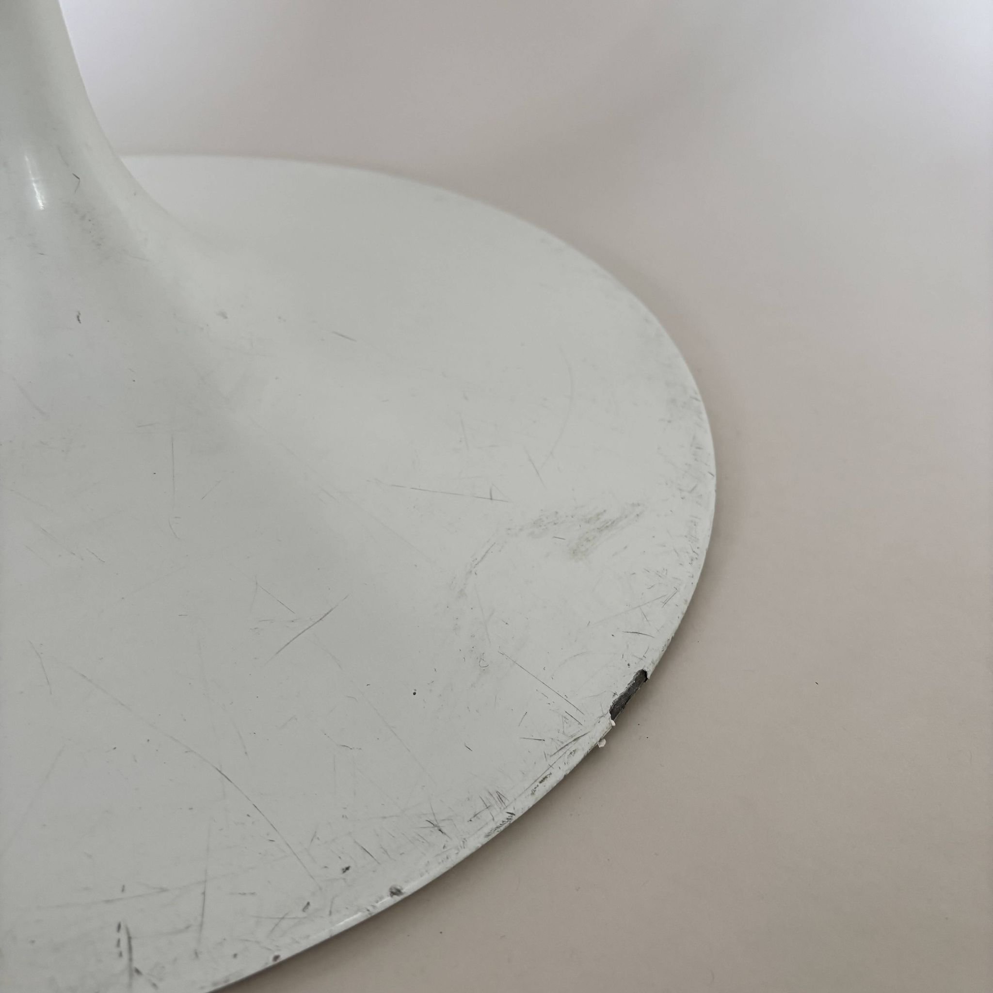 Tulip stool by Eero Saarinen for Knoll