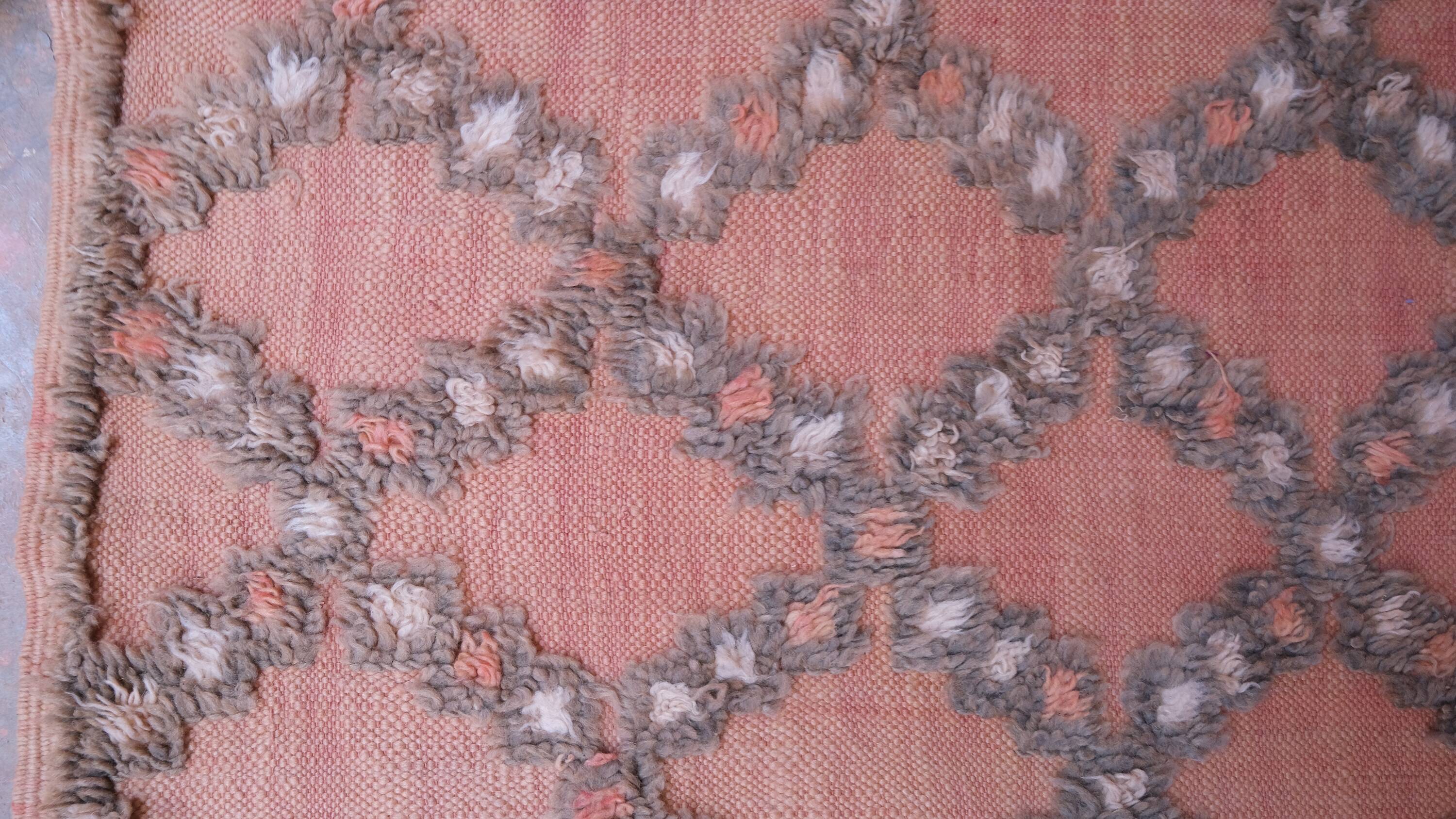 Moroccan Kilim Zemmour Rug - 361 x 199 cm