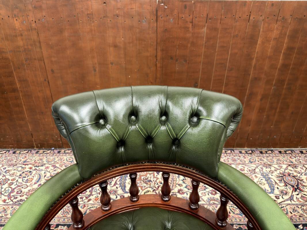 Chaise de bureau Chesterfield verte anglaise classique