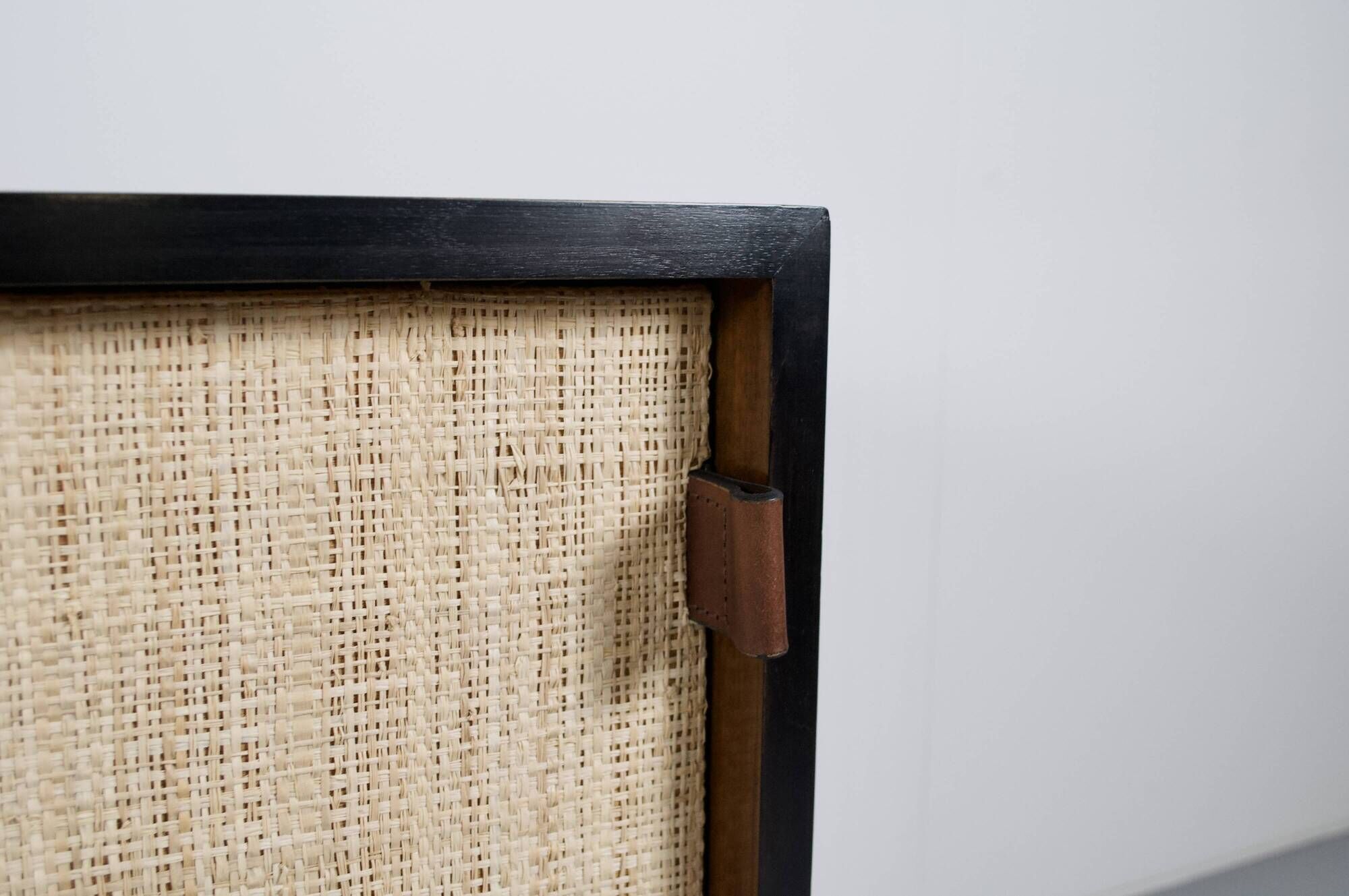 ENFILADE FLORENCE KNOLL MODEL 116 WOOD LEATHER AND RATTAN 1960