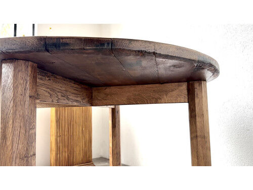 Brutalist round table in solid oak, 1950s.
