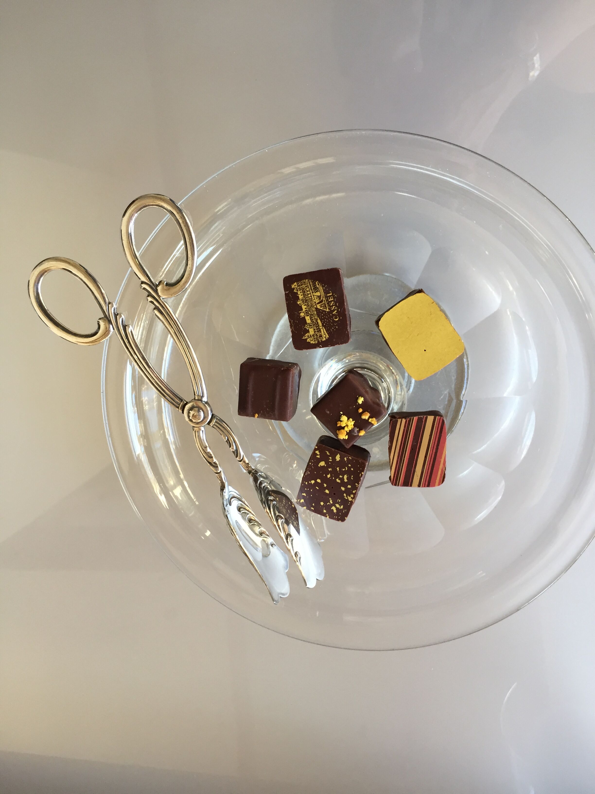 Silver metal mignardises pinch