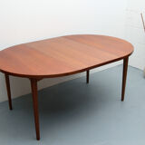 1960s extendible  round dining table in teak