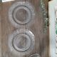 2 assiettes plates en verre transparent