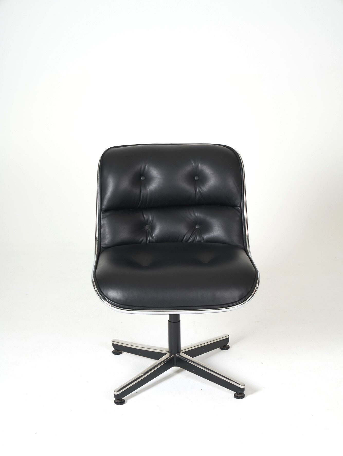 Charles Pollock office chair, Edition Knoll International