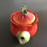 Tulip teapot in slip