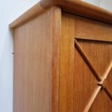 Cross-braced wardrobe