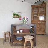 Central island old printer's marble