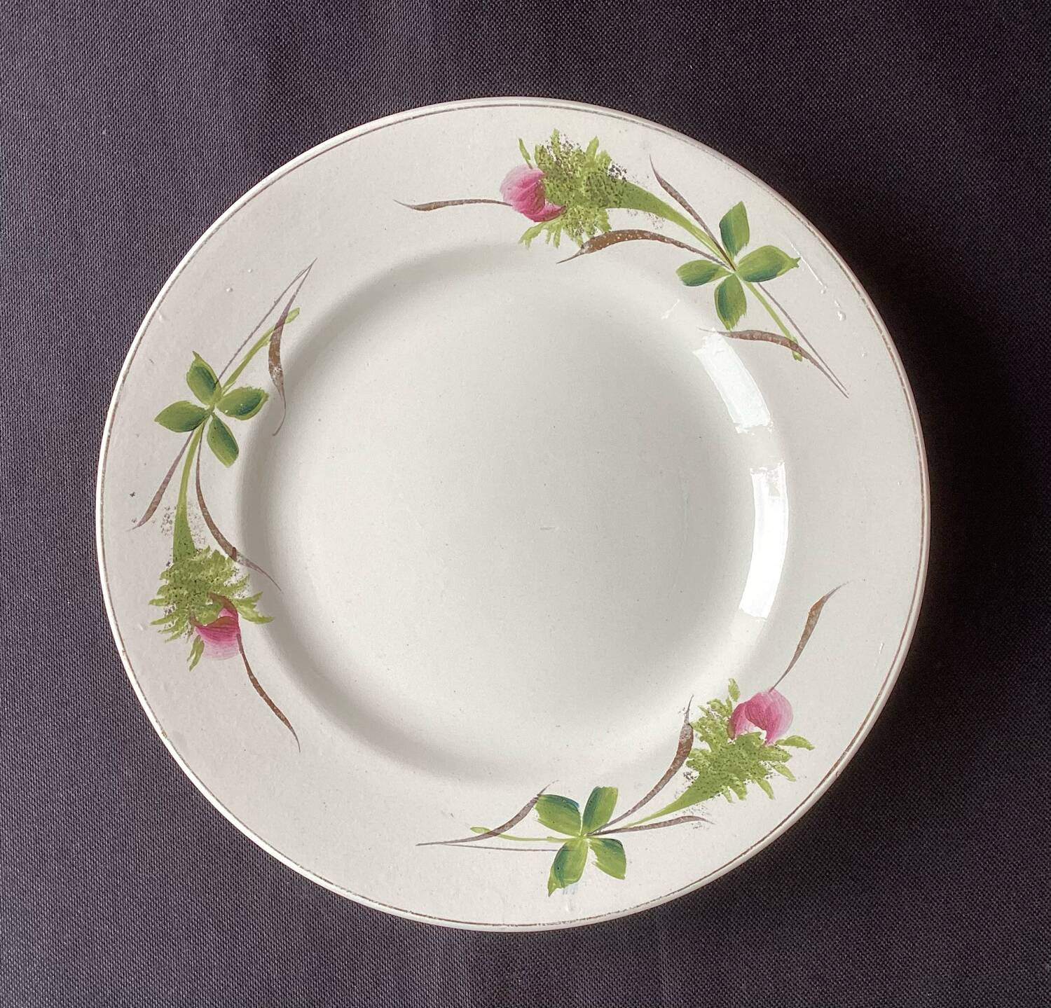 Plat sur piedouche