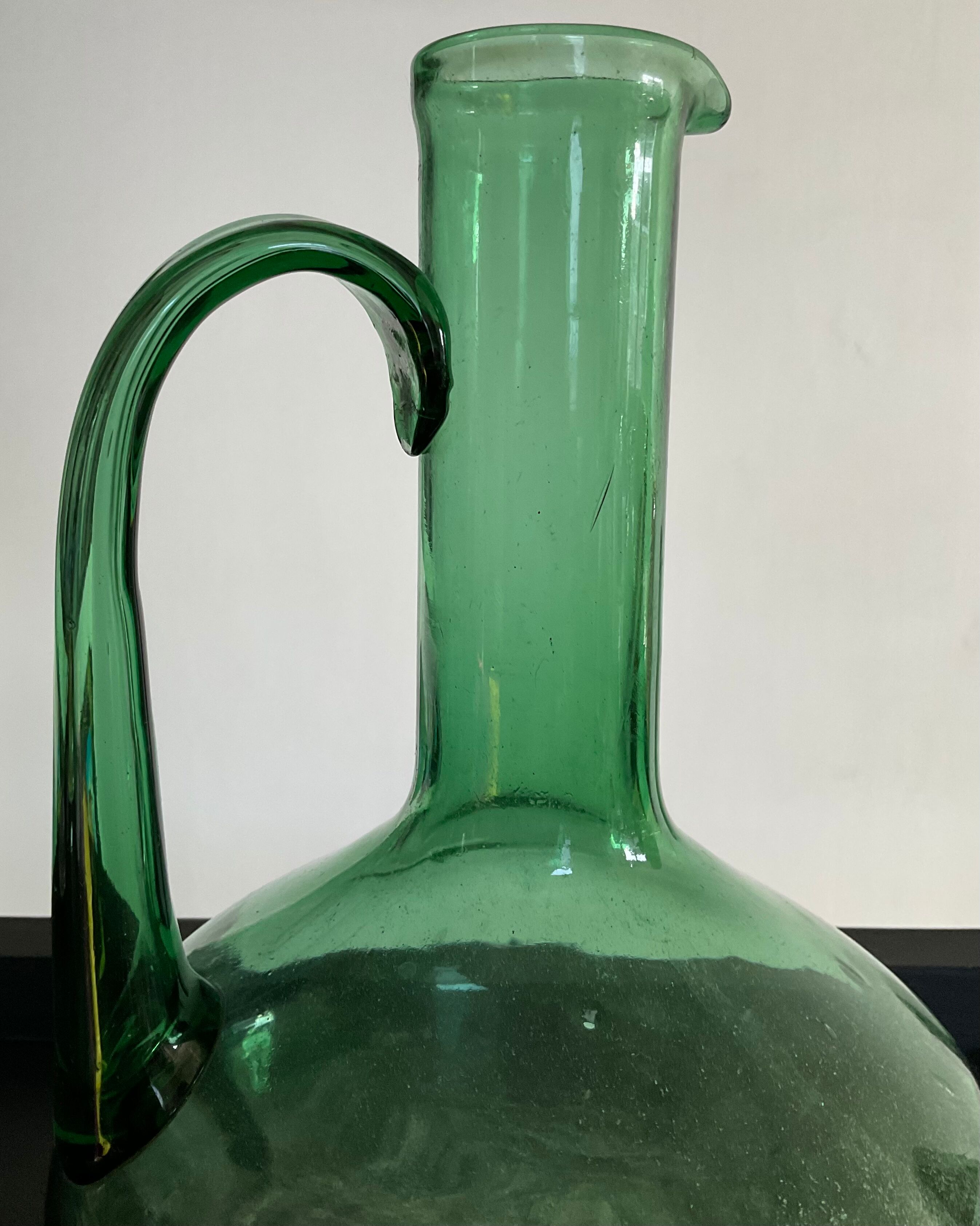Vintage decanter bottle in blown glass 70s
