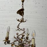 Louis XVI style chandelier in gilded metal and porcelain flowers, 20th century