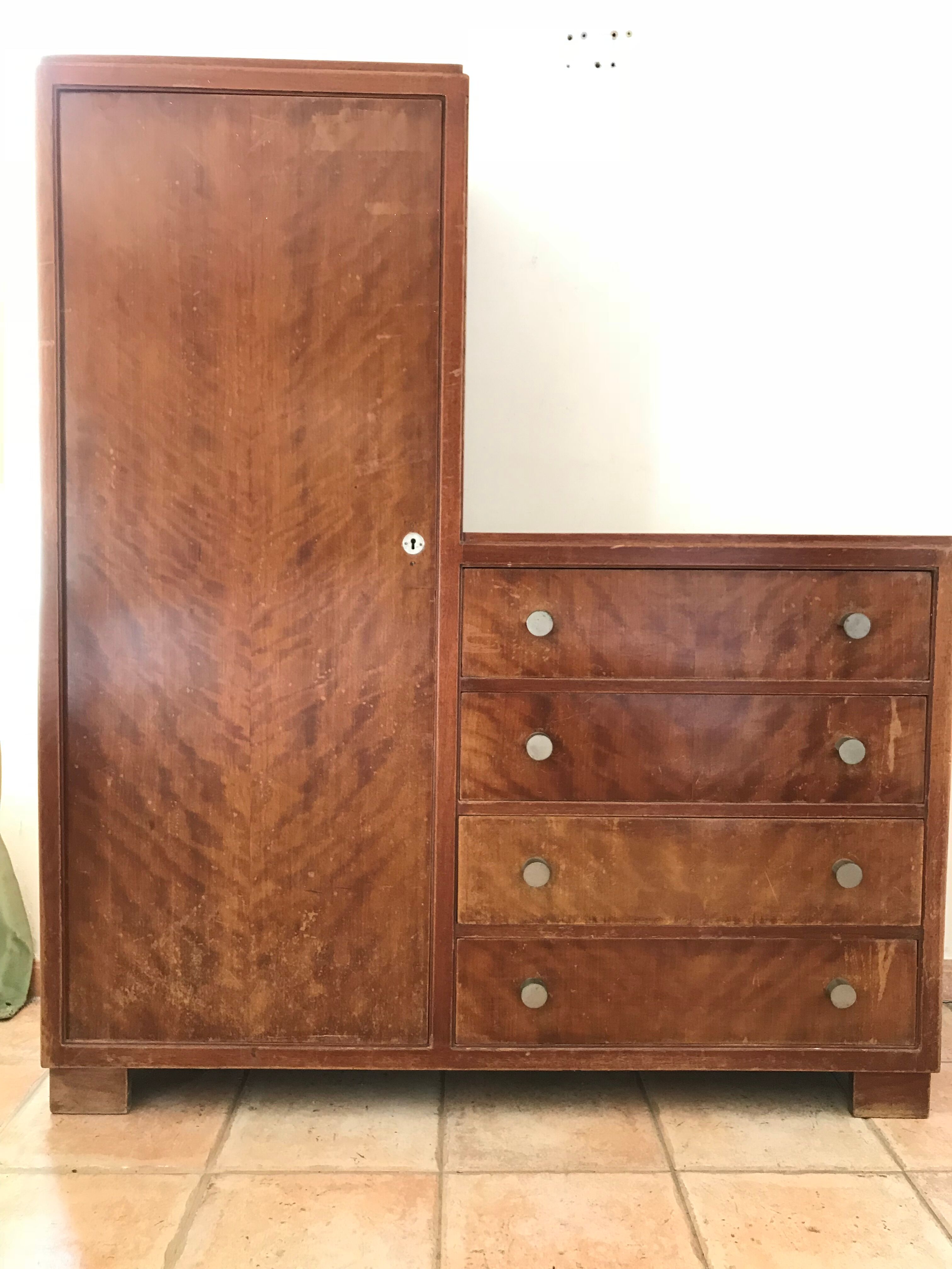 Art-deco chest of drawers