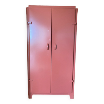 50s industrial style wardrobe