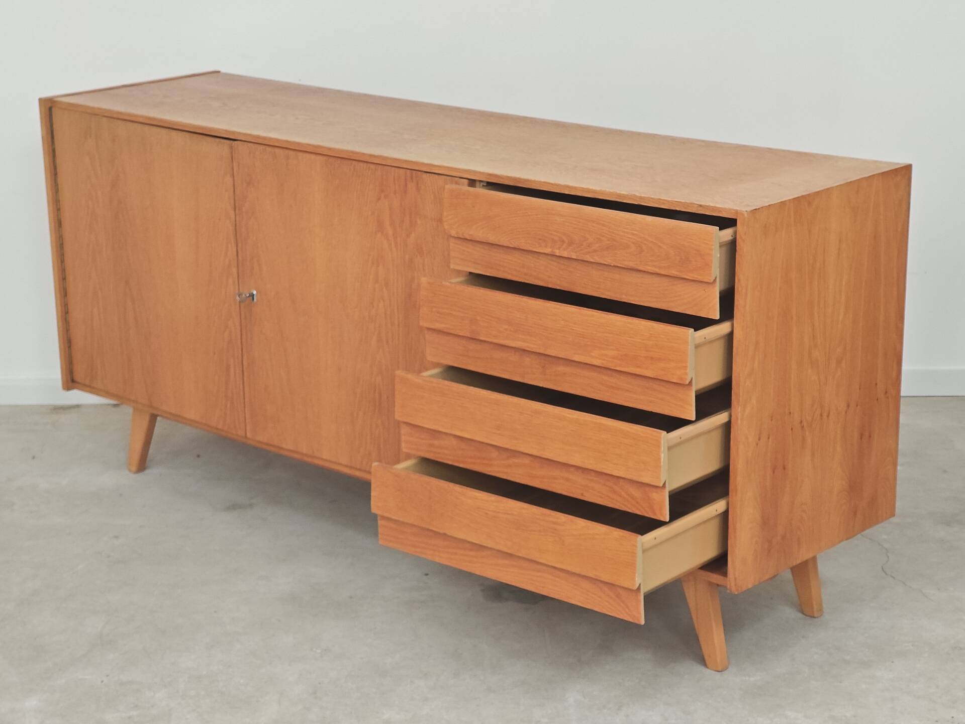 Enfilade U460 light wood by Jiri Jiroutek for Interier Praha 1960