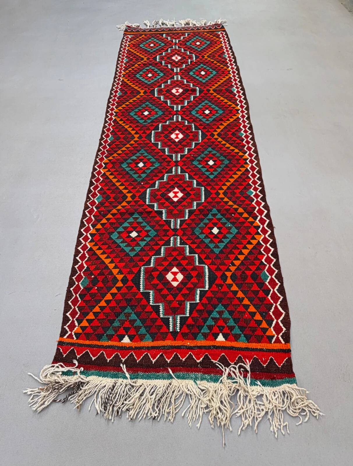 Turkish kilim runner 330x100 cm, vintage kelim rug, long and narrow 2512