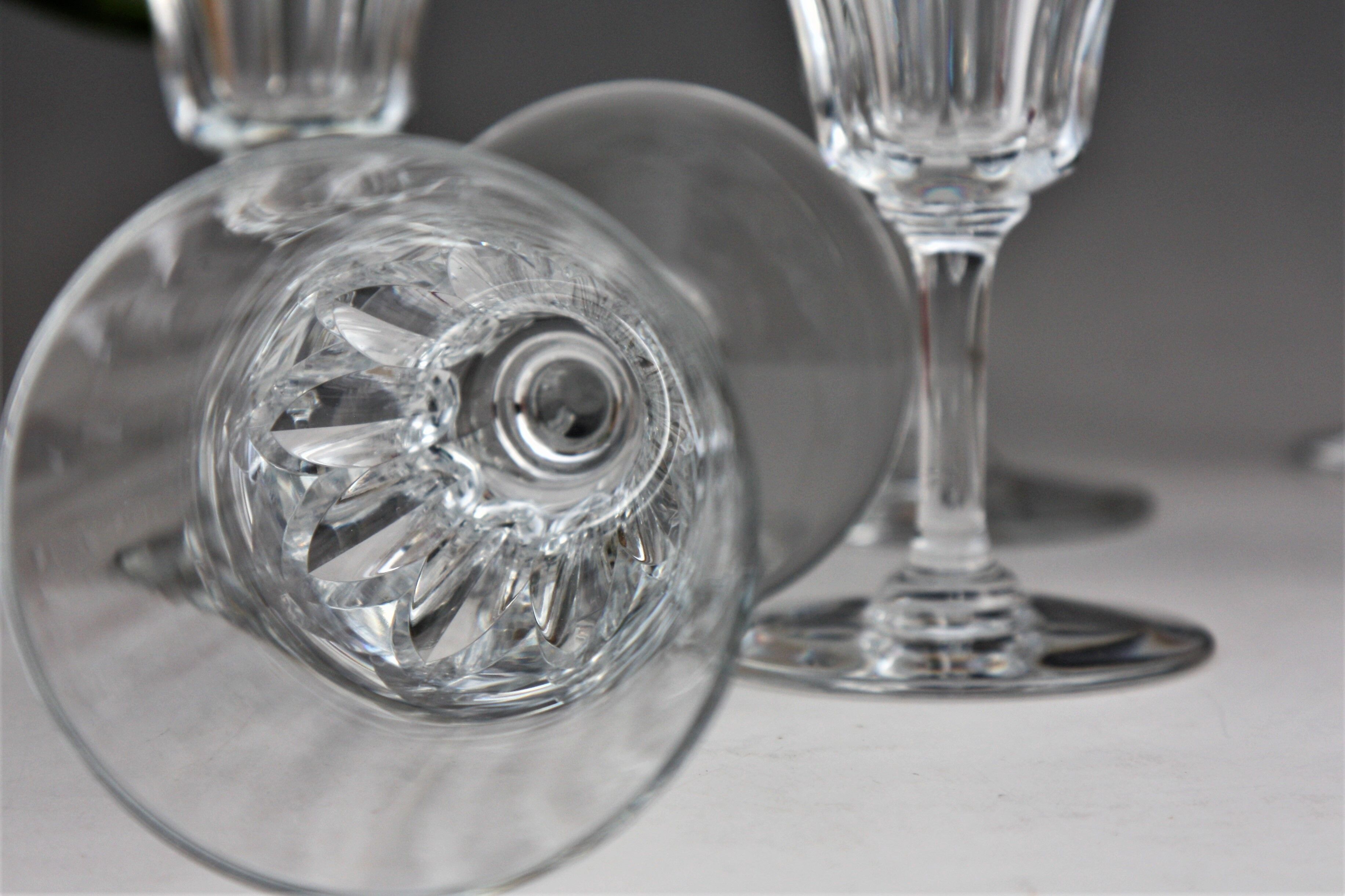 Set 6 crystal flutes of Baccarat