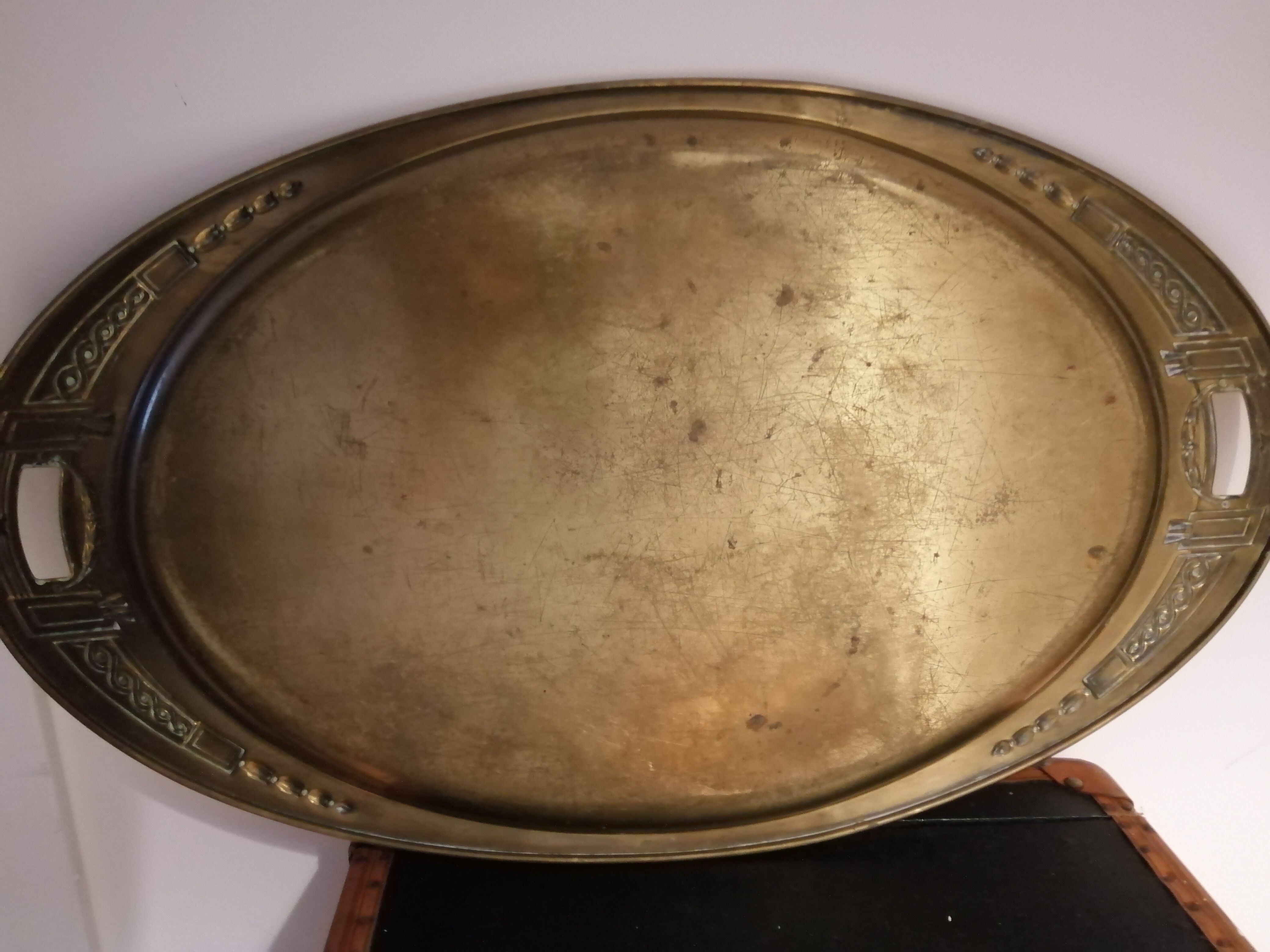 Gold metal top from the 10s/20s