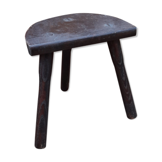 Old farmhouse stool in solid wood, brutalist & authentic, circa 1970's