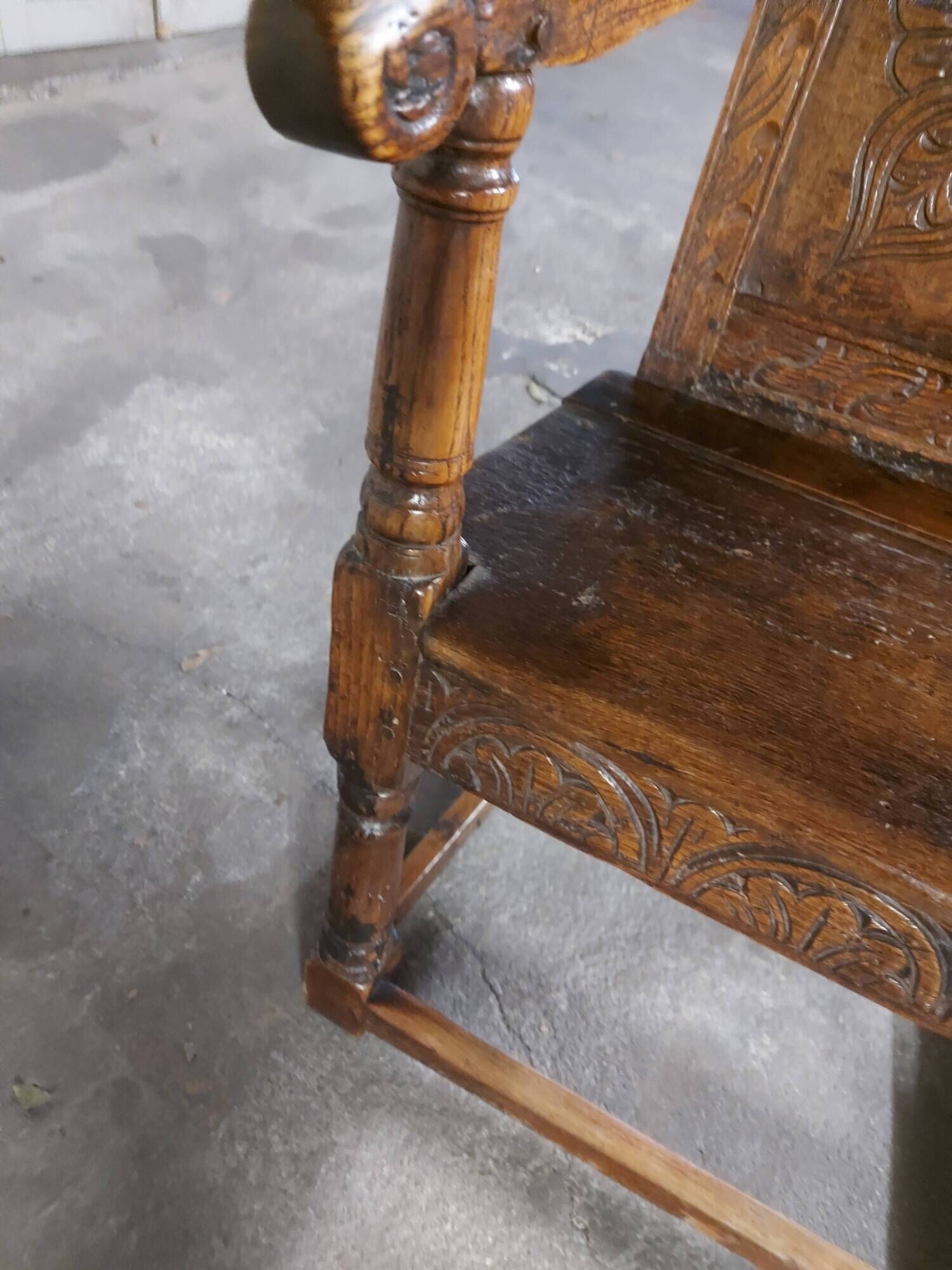 English armchair, epoque XVll