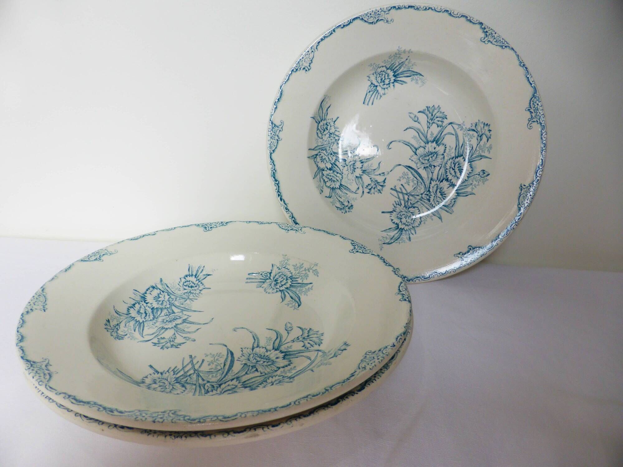 3 vintage deep plates in ironstone by L&G model Oeillets 220524