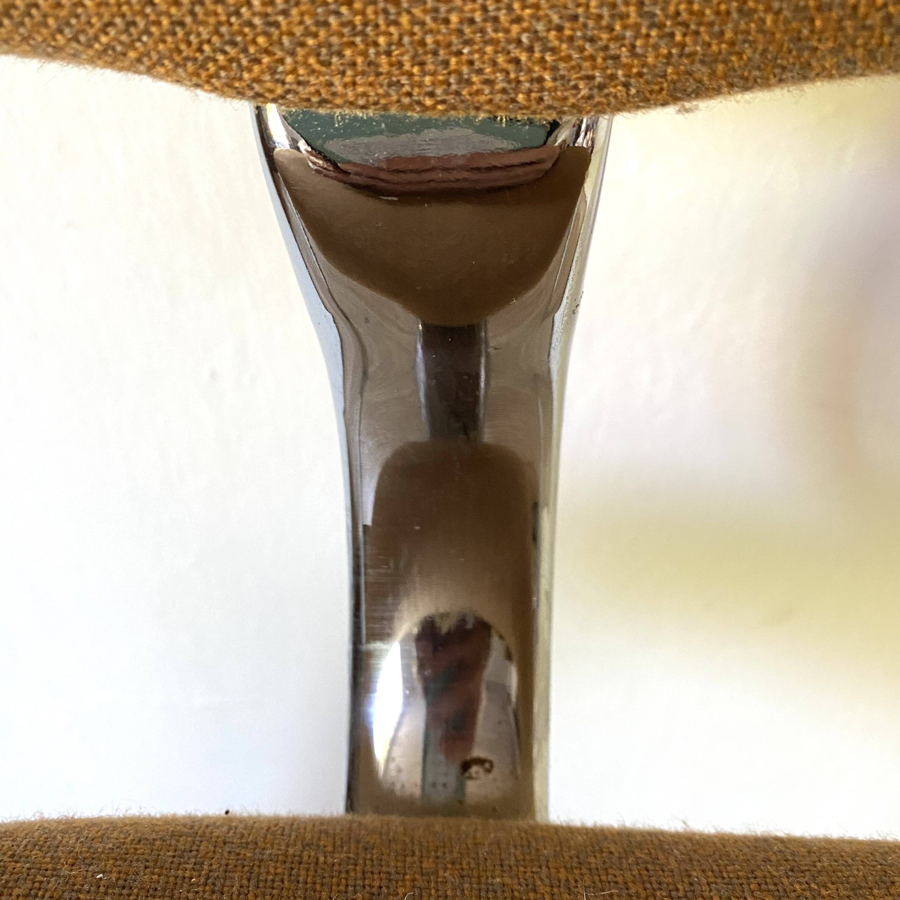 Vintage Strafor n chair