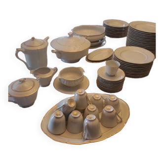 Service complet en porcelaine de limoge