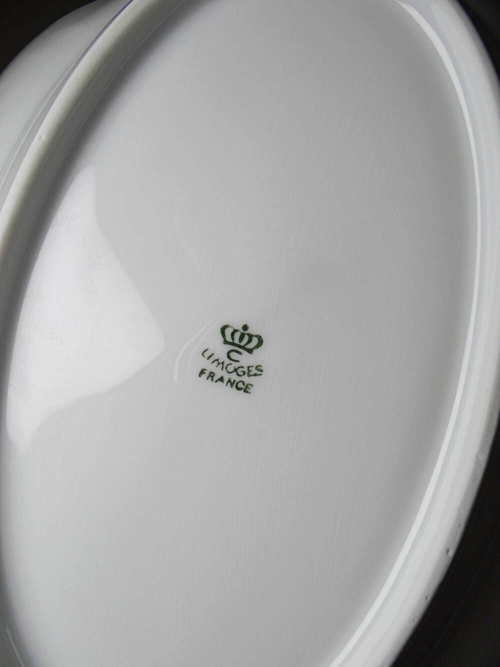 Vintage hollow plate Chastagner Limoges in white porcelain, rococo style.