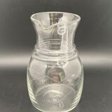 Carafe and stemmed glasses service