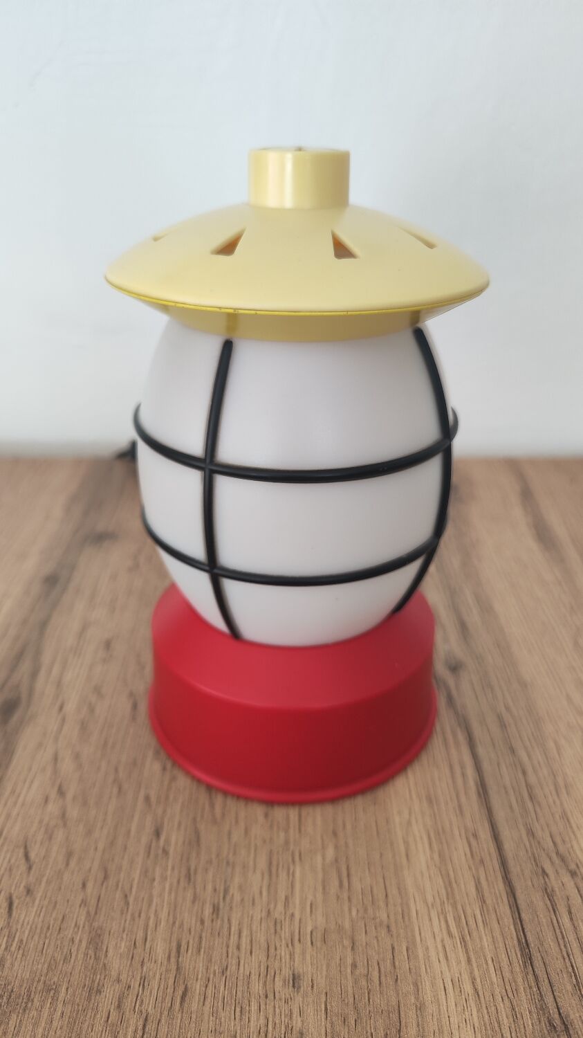 Bedside lamps