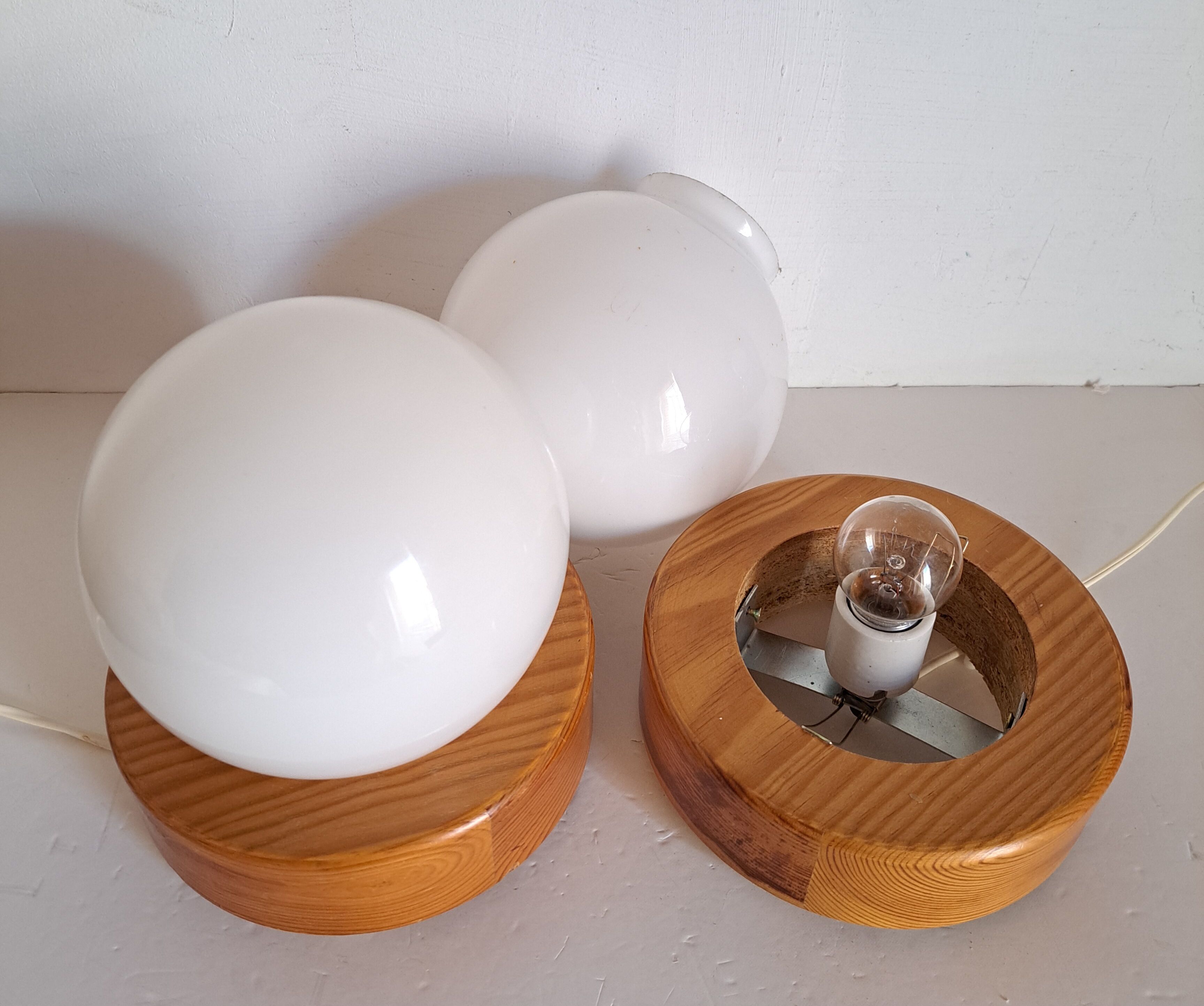 Pair of bedside lamps
