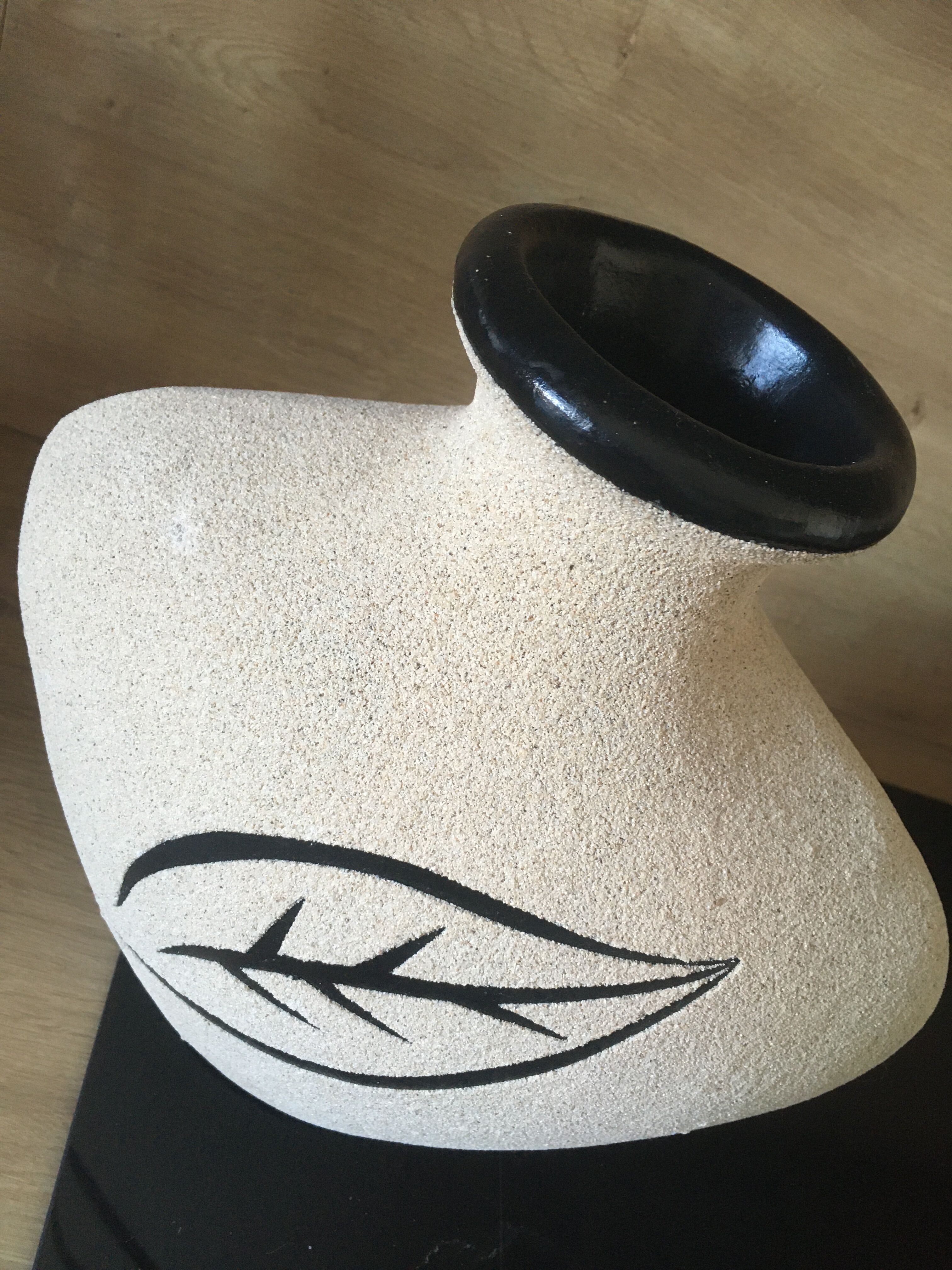 Ceramic shortbread vase ethnic style