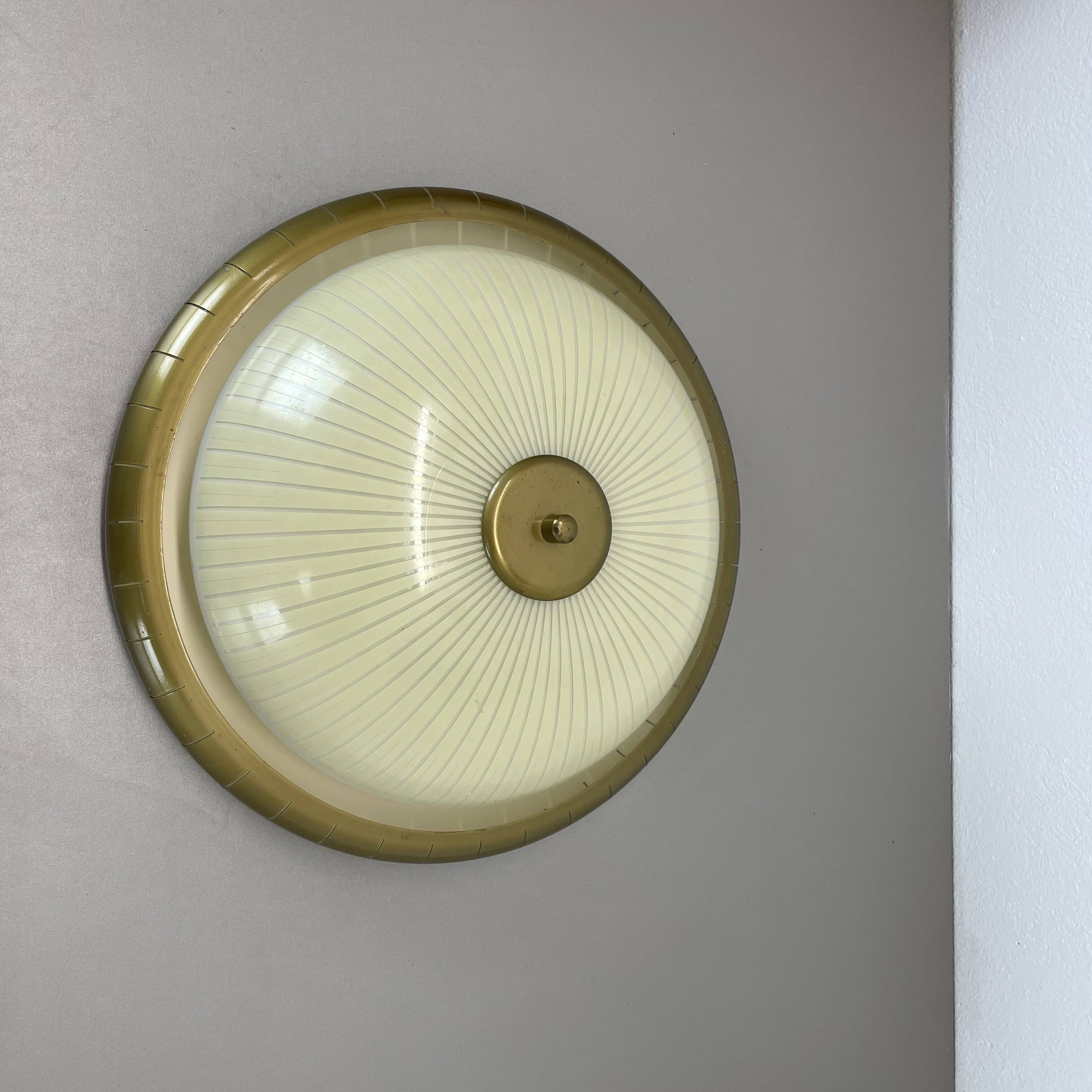 round 36cm metal Gino Sarfatti Style wall Ceiling Light Flushmount, Italy 1950s