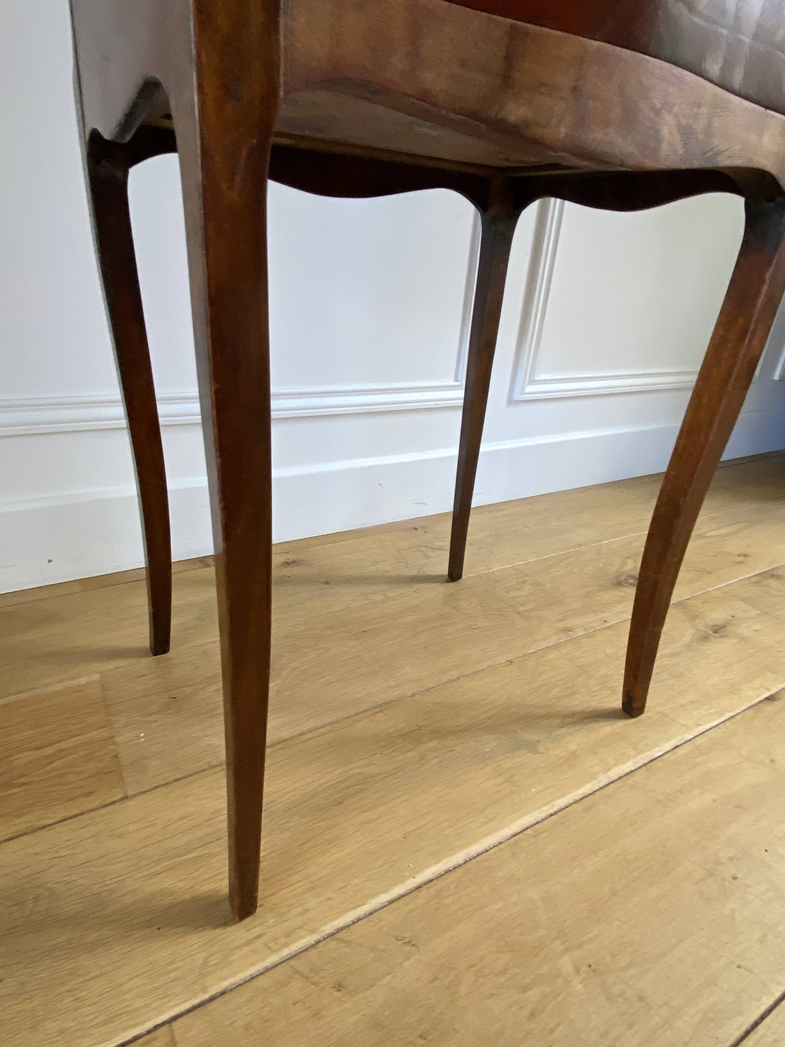 Antique marquetry bedside table – Louis XV style – 3 drawers