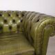 Paire de fauteuils Chesterfield cuir vert