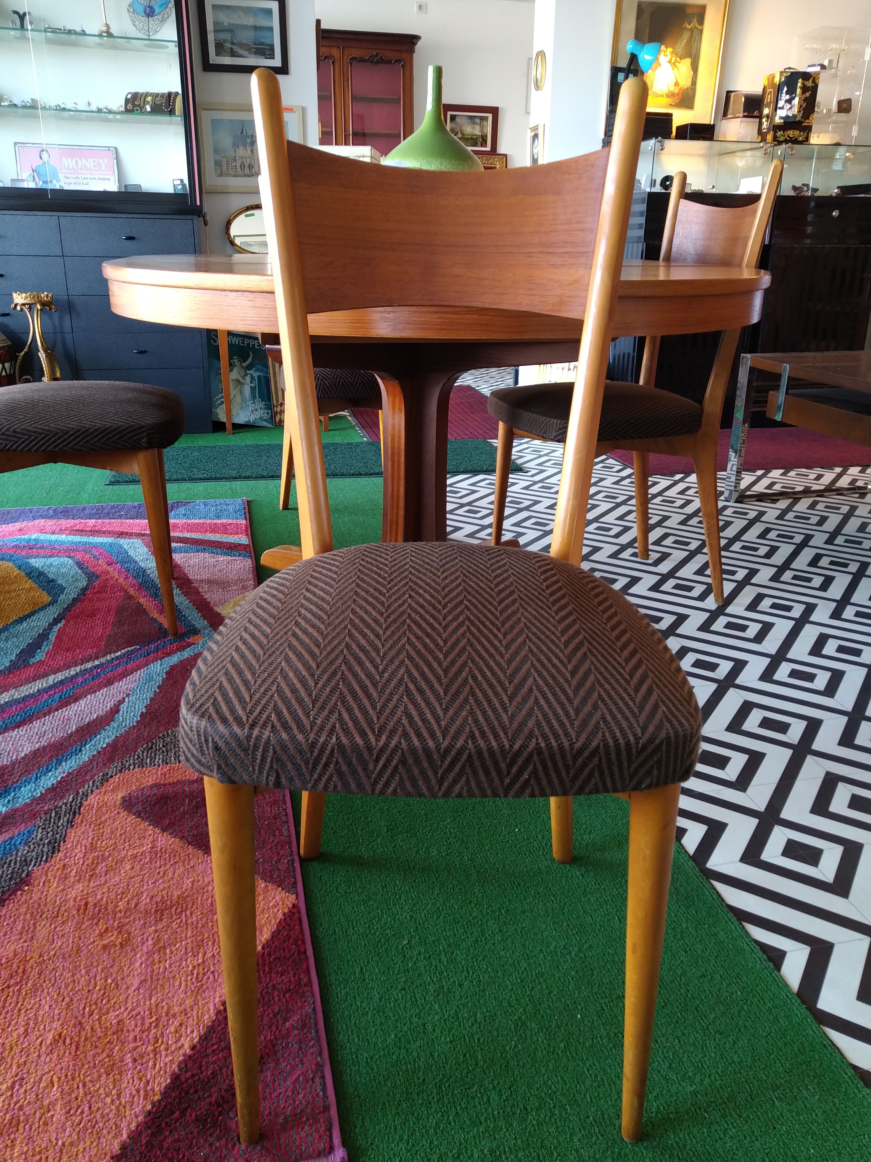 Set of 7 chairs 60s
