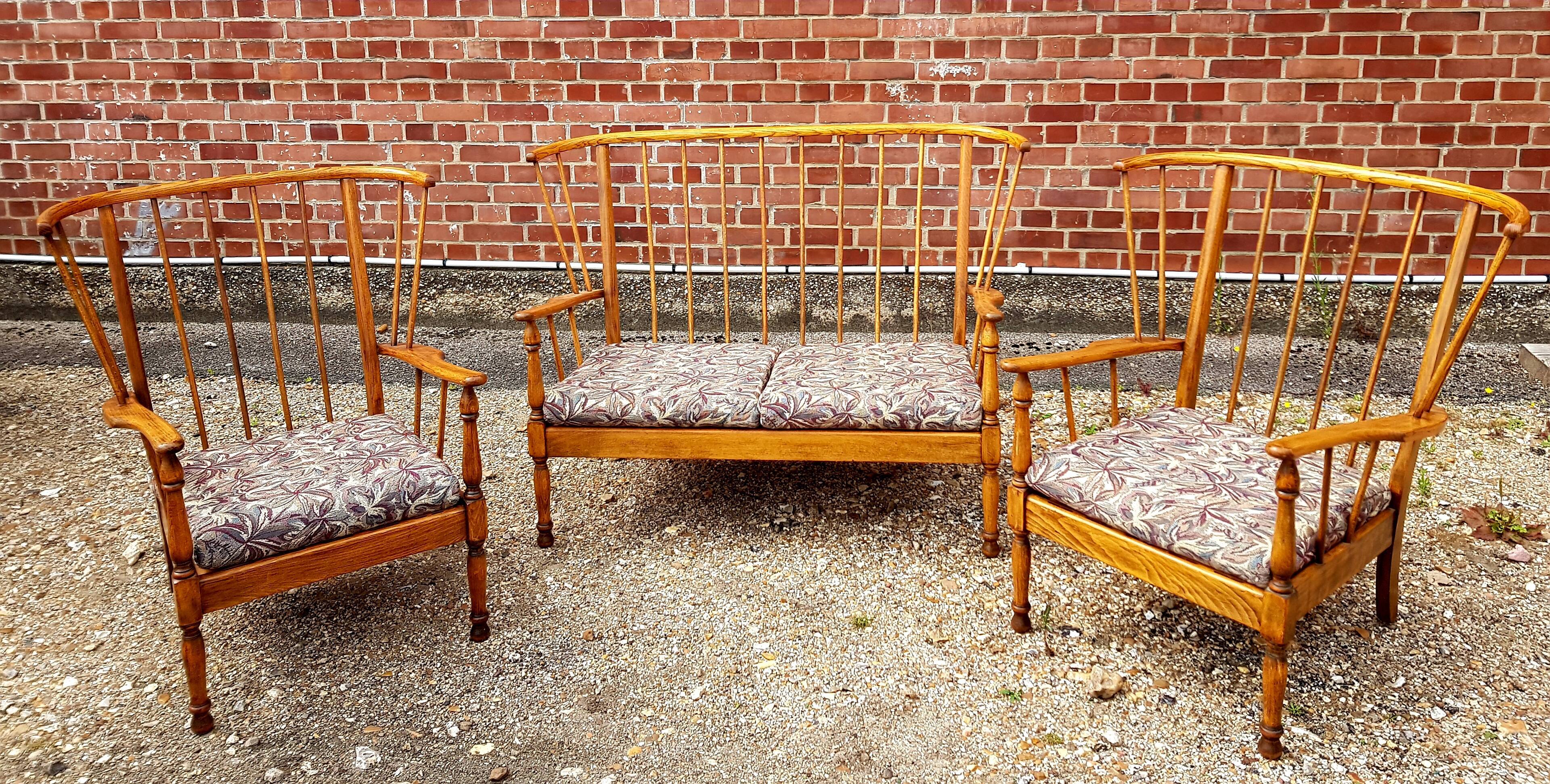 Bench and its 2 Baumann armchairs