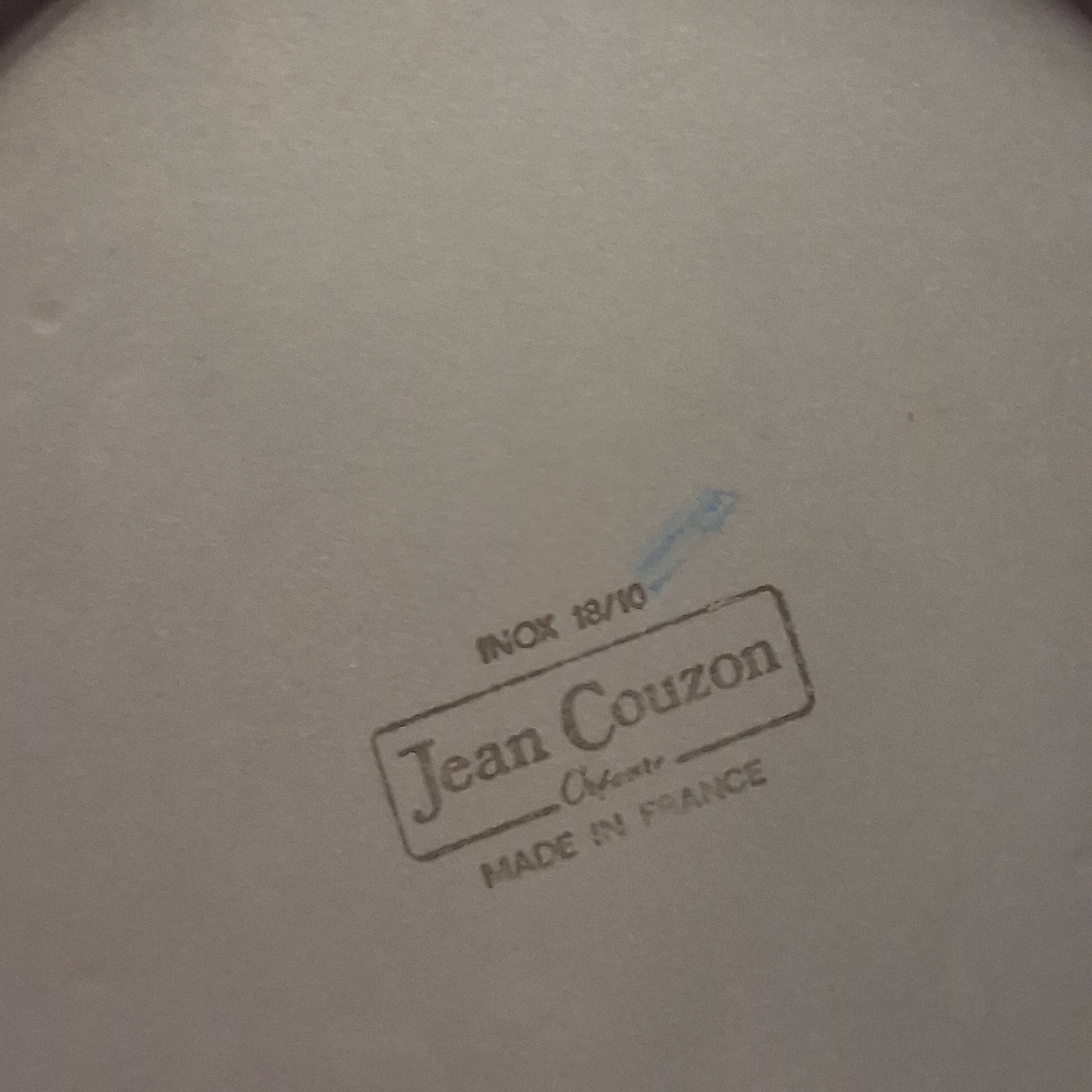 Very nice 18/10 stainless steel champagne bucket from Jean Couzon in very good condition.