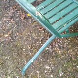 Folding garden bench