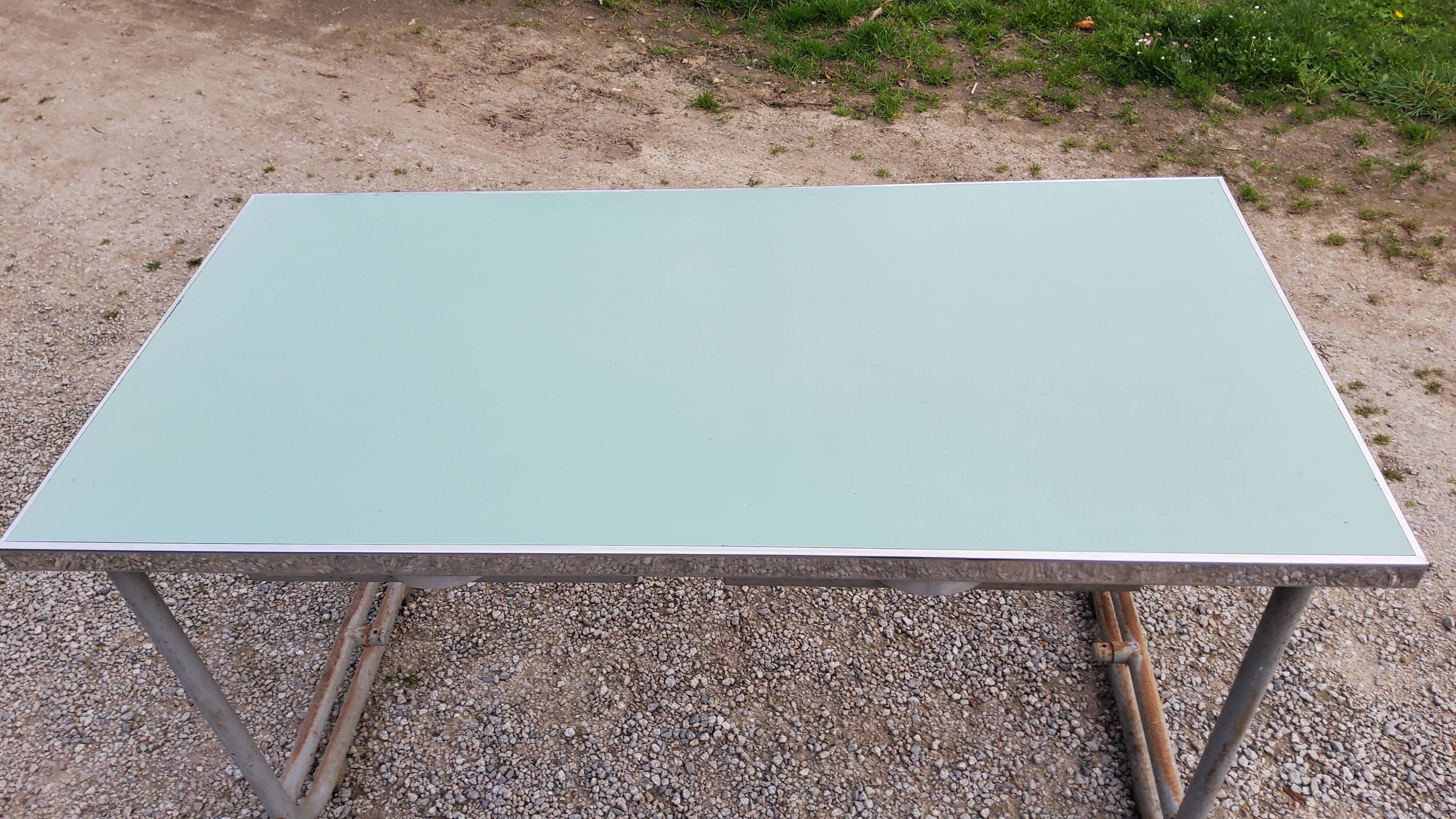 Metal office of the 50s of the Post Office