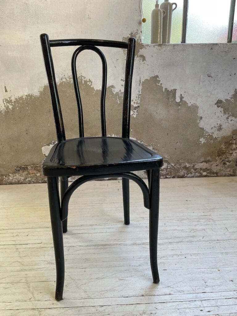 Lot 11 black Baumann bistro chairs