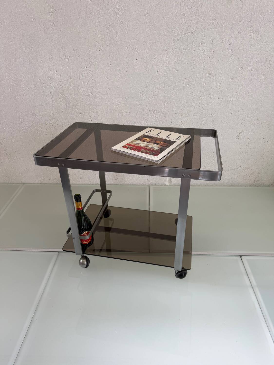 Metal dessert table