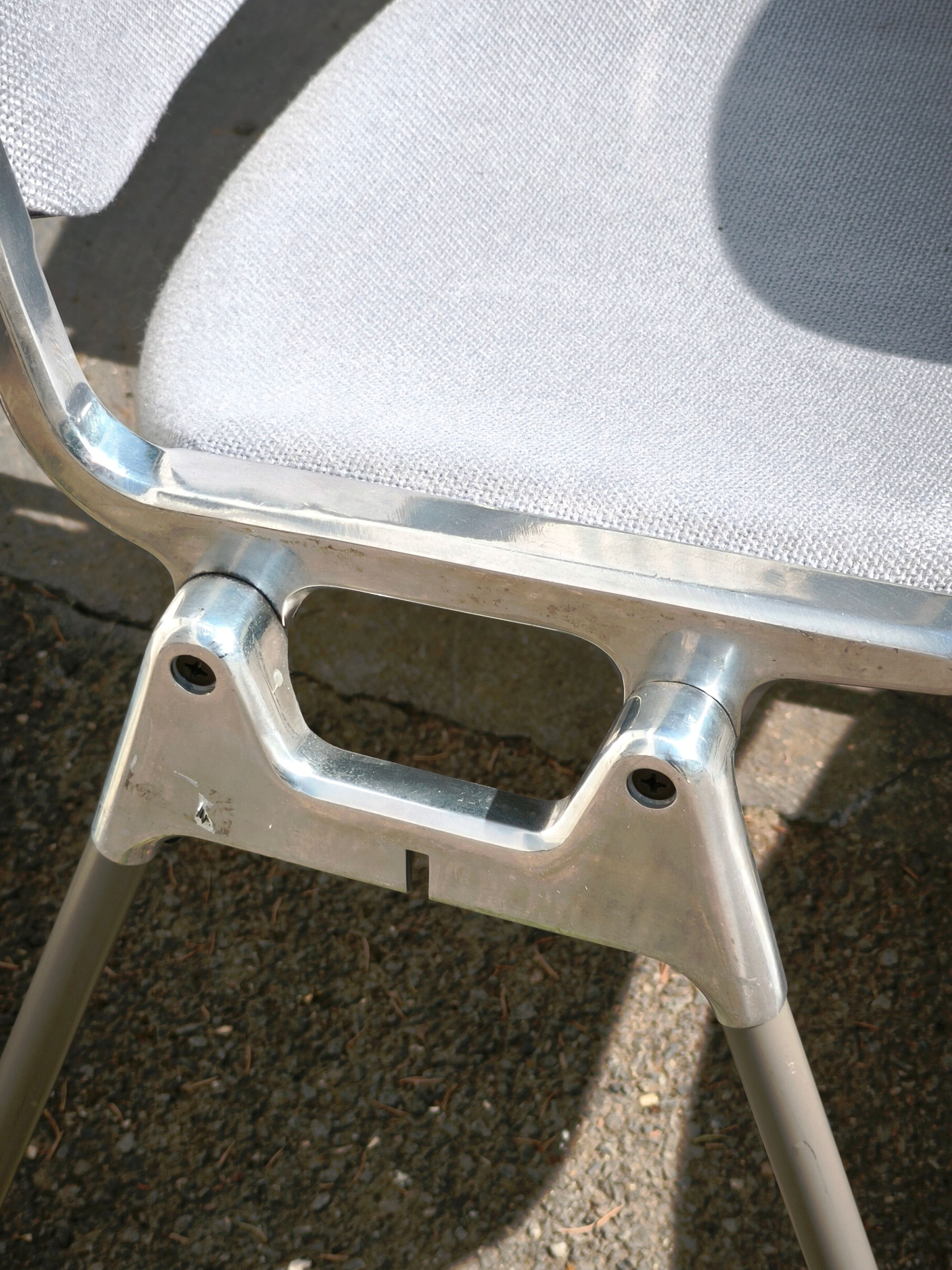 6 chaises DSC106 Castelli