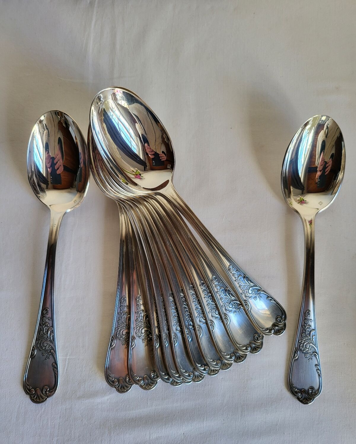 12 large silver-plated metal table spoons by Guildart