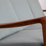 Danish 3-seater sofa in teak and new fabric, Senator model Ole Wanscher, France & Son.