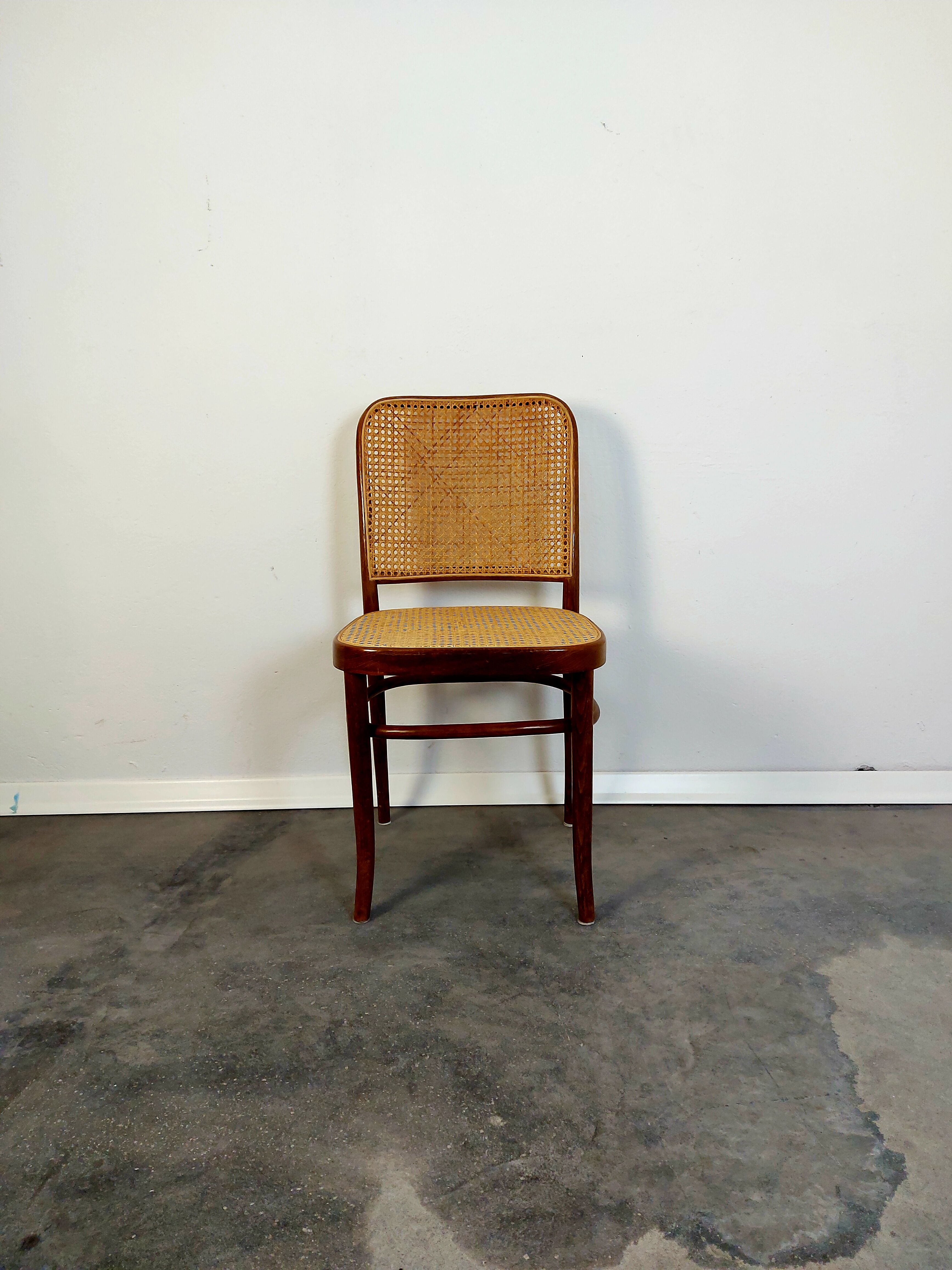 Prague Chair, no. 811 Bentwood chair, 1970s, 1 of 2