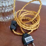 Moulded glass walking lamp