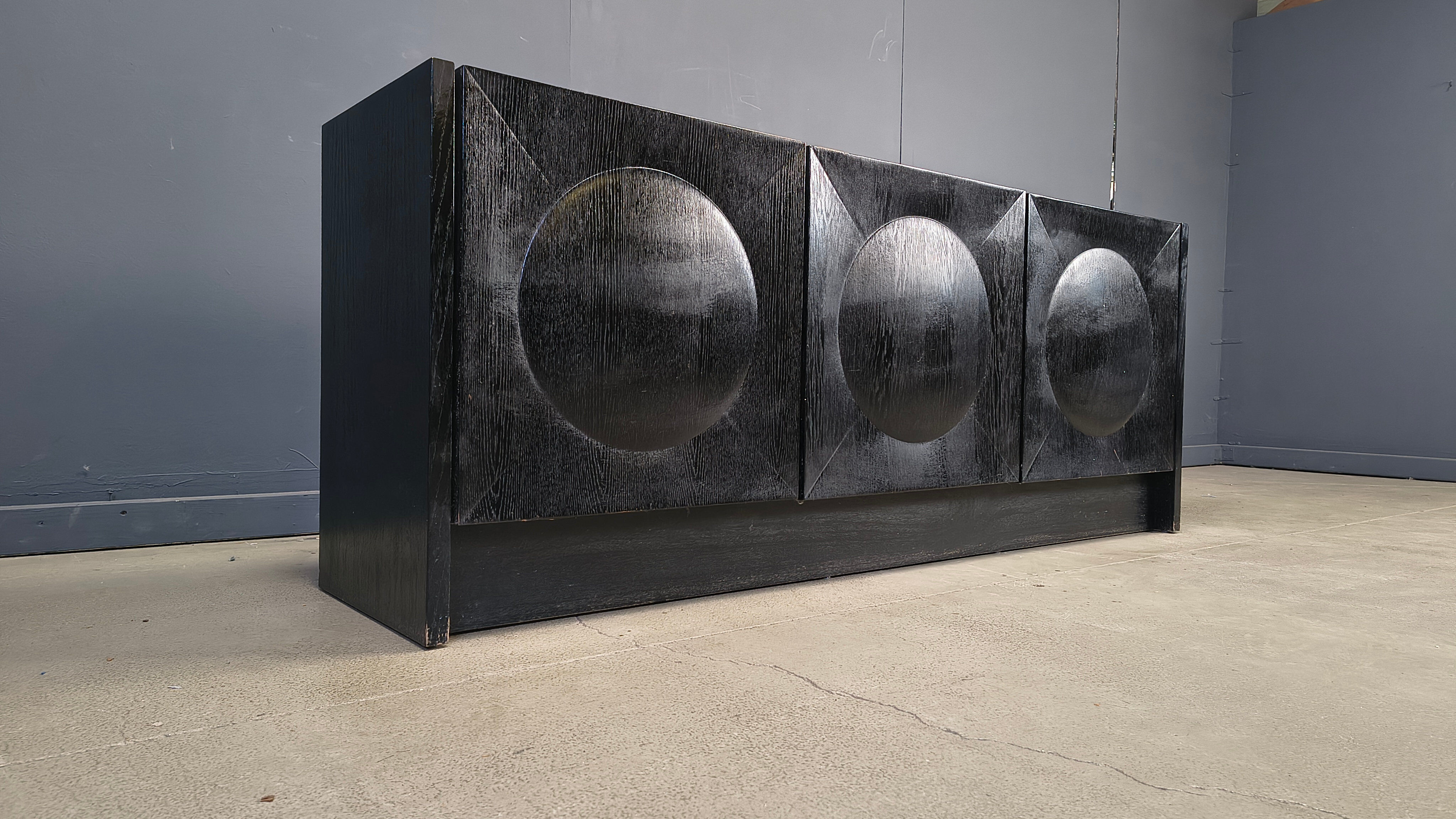 Buffet brutaliste noir, années 1970