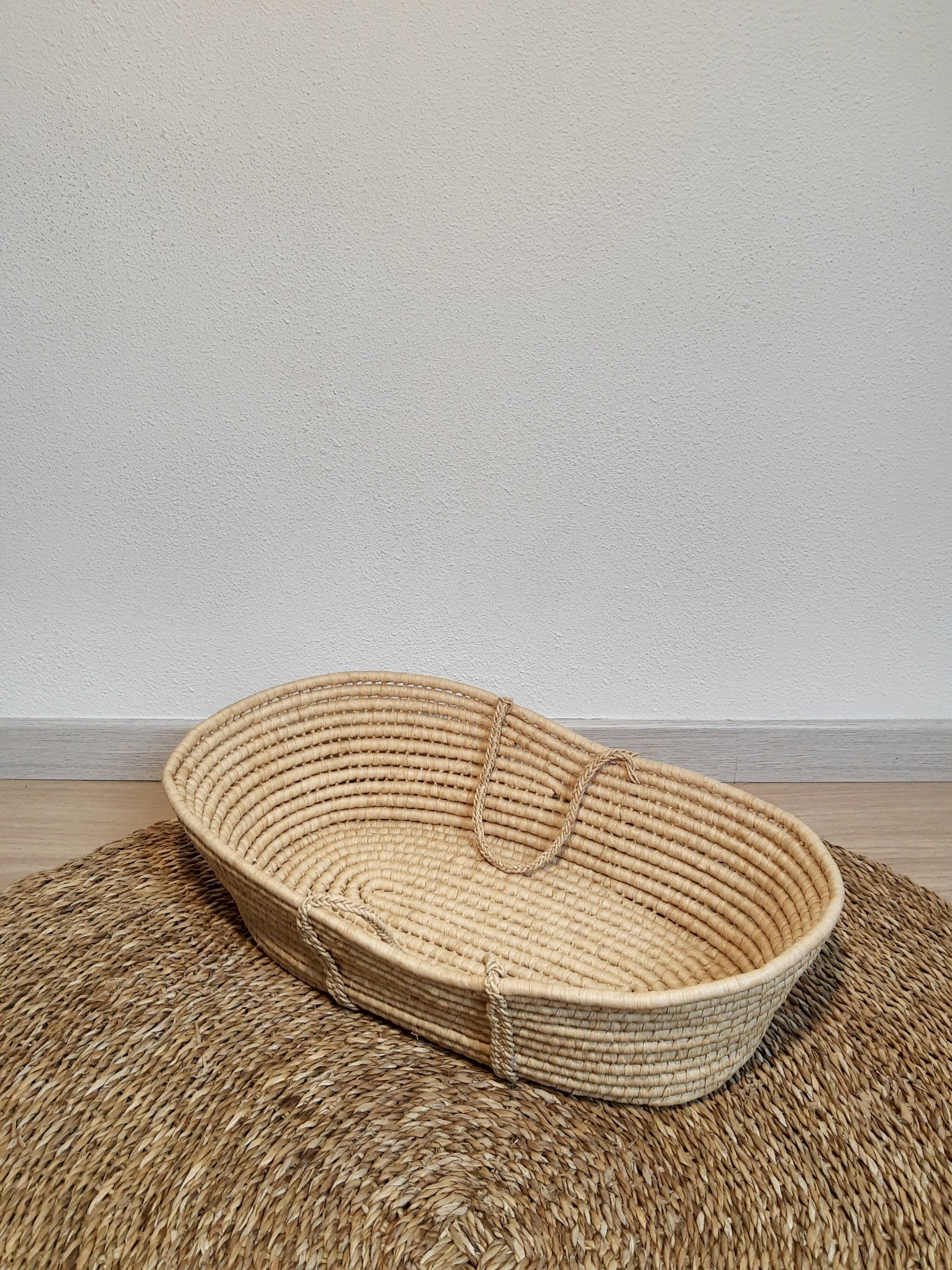 Palm bassinet for baby or vintage baby
