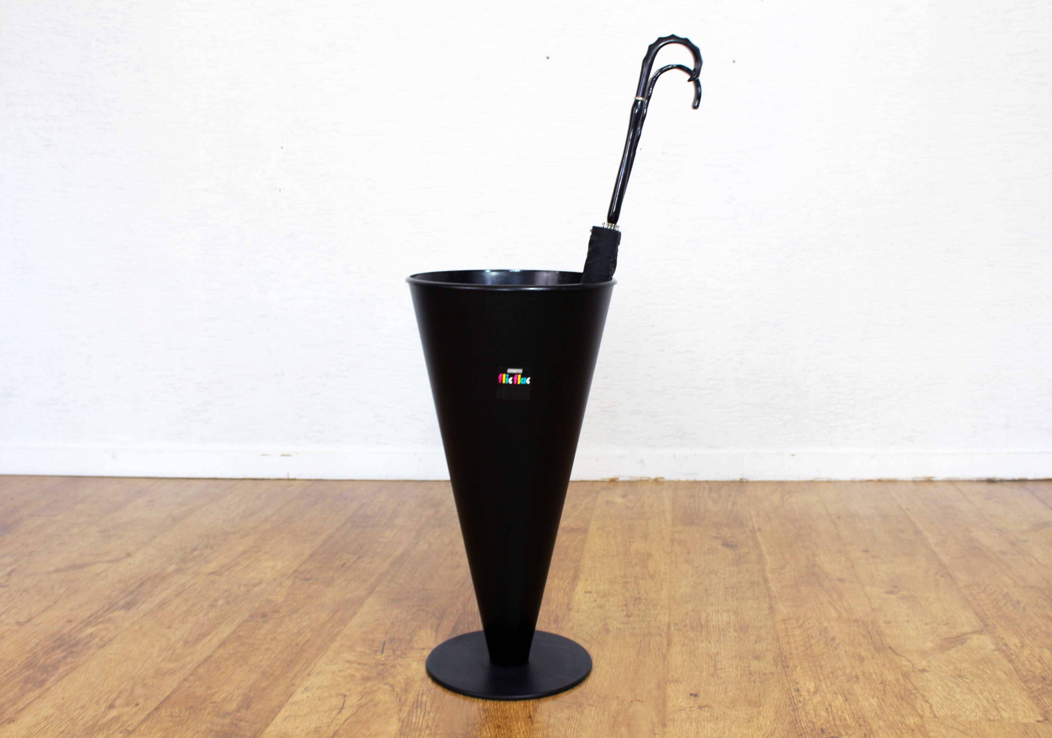 Flic flac 1980 umbrella stand